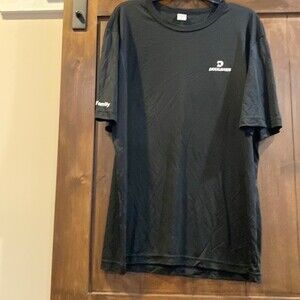 E731 Dry fit EUC Men’s Size XL Draxlmaier D- family NWOT